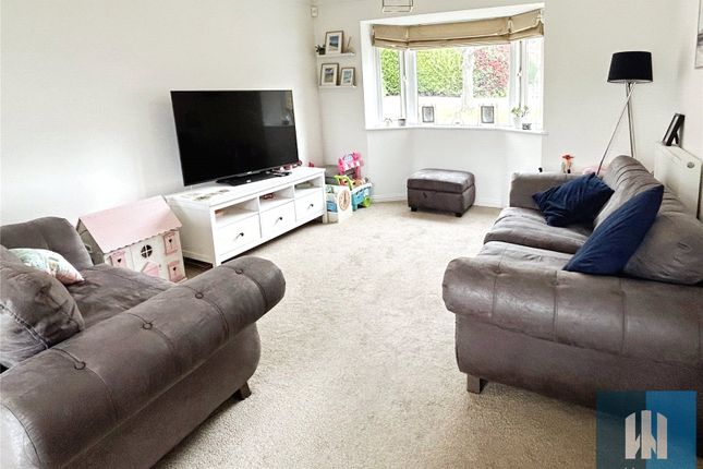 57, Gleneagles Way, Huddersfield photo 3