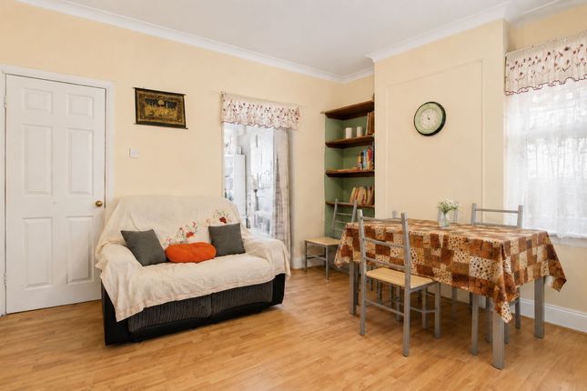 31 Lower Road, Kenley photo 5