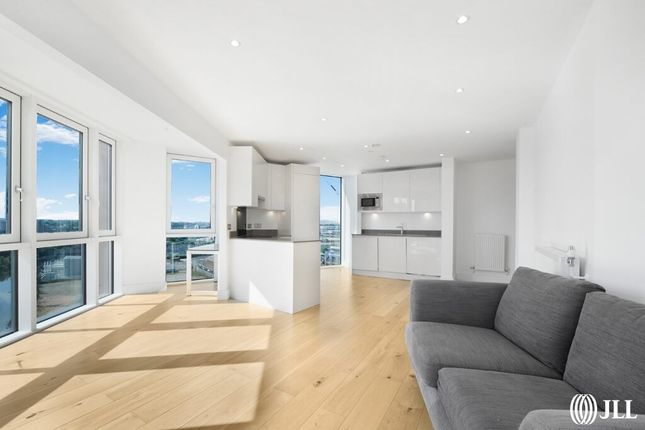 Thumbnail Flat for sale in City West Tower, High Street, London