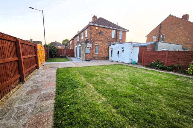 34, Pershore Avenue, Grimsby photo 3