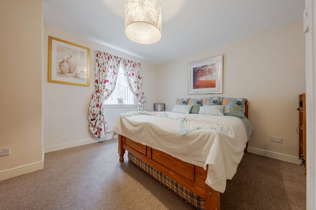 12 The Mews, Hindley, Wigan photo 2