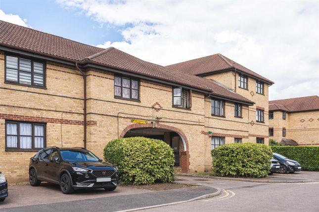 1-bed flat on 79, Hickory Close, Edmonton, £189,950
