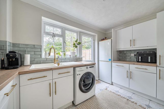 7, Meadbrook Gardens, Chandler's Ford photo 4