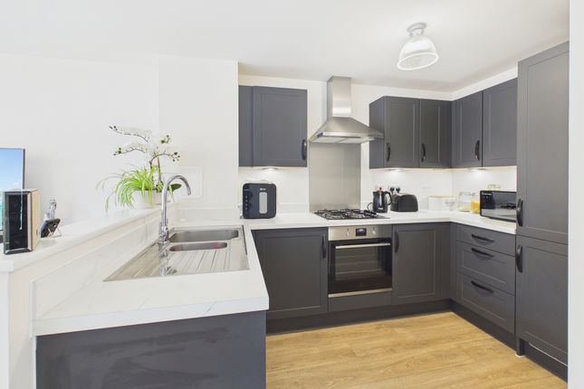 34 Steersman Lane, Aylesbury photo 2