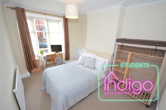 1-bed house on Room 1, 52, Thistleberry Avenue, Newcastle, £485/mo