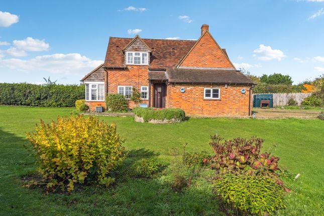 Holly Howe, Rockwell End, Nr Marlow photo 2