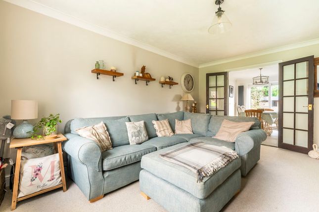 7, Cherry Gardens, Heathfield photo 4