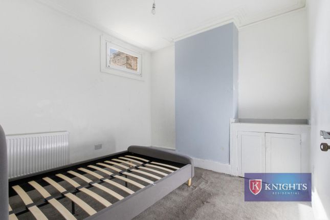 38, Fairfield Road, London photo 3