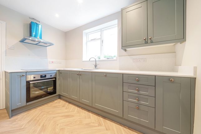 Terraced house to rent in Park Crescent Terrace, Brighton