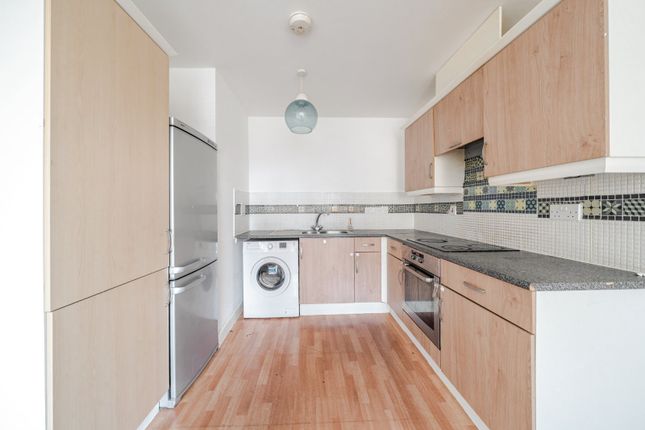 136 Ebbett Court,, Ebbett Court, London photo 4