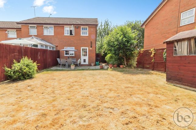 24 Ledran Close, Reading photo 4