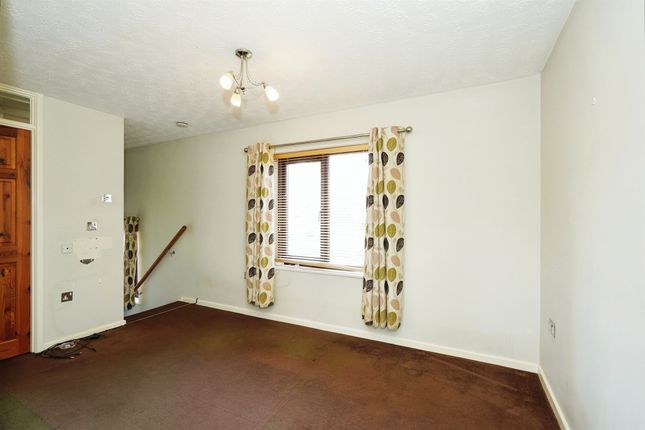 Terraced house for sale in Magnolia Rise, Calne