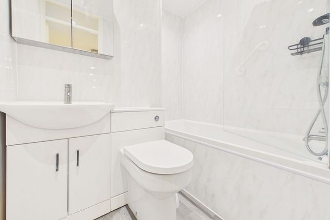 15 Topcliffe Green, Gateshead photo 3