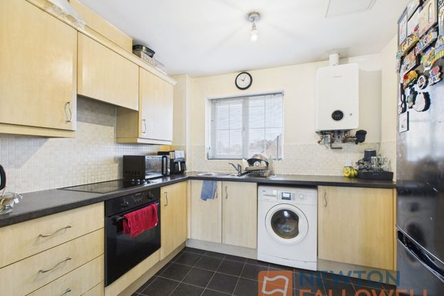 14 Walker Road, Walsall photo 3