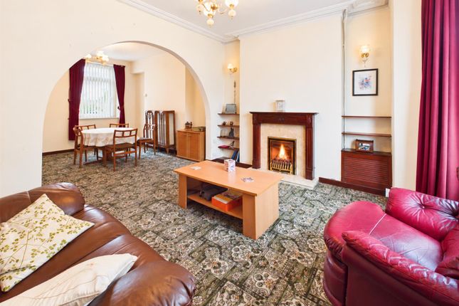 23, Newport Road, Caerphilly photo 2