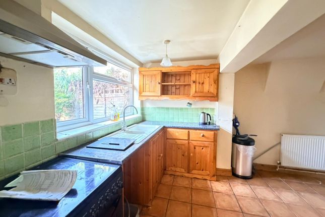 10, White Elm Road, Bury St. Edmunds photo 4