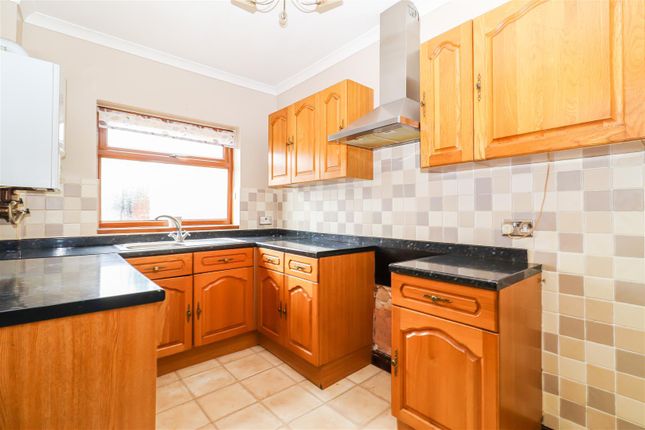 1 Jubilee Place, Pontefract Road, Castleford photo 2