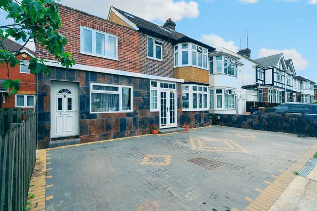 Semi-detached house for sale in Oakley Road, Luton