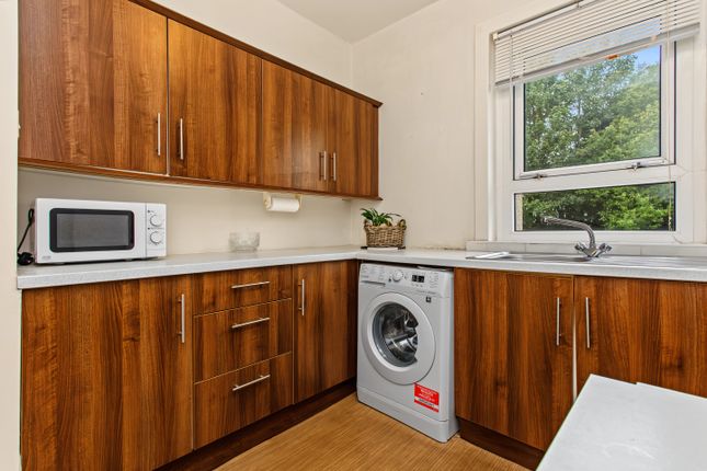 0/2 51 Bruce Road, Paisley, PA3 4SL photo 4