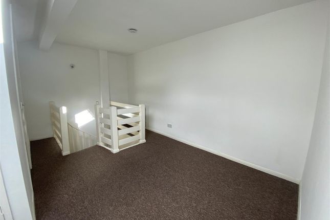 16, Salem Place, Gravesend photo 2