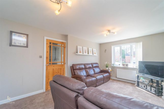 26, Wittlewood Drive, Accrington photo 2