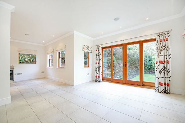 Spring Hill, Burleigh Road, Ascot photo 4