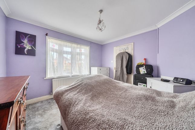 24, Elmhurst Road, Thatcham photo 2