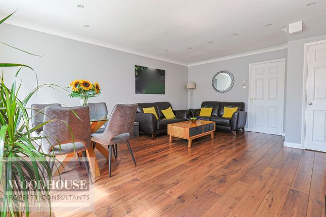 115, Bury Green Road, Cheshunt photo 4