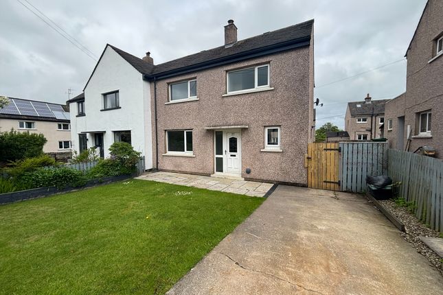 3-bed house on 37, Hawes, £950/mo