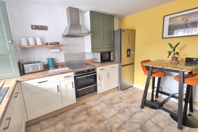 43, Shakespeare Drive, Penkridge, Stafford photo 4