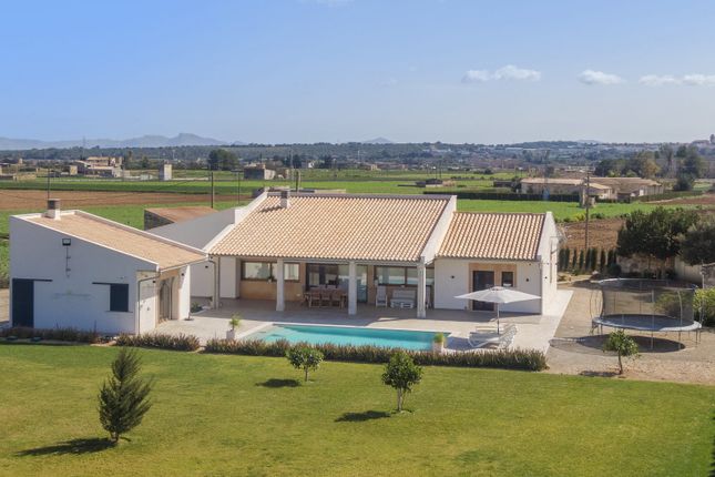Country house for sale in Country Home, Sa Pobla, Mallorca, 07420