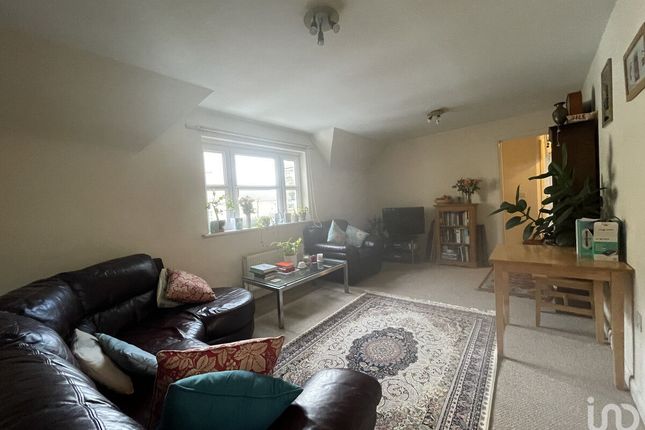 Thumbnail Flat for sale in Ilam Court, Rugby