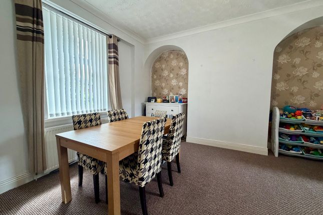 6, Lambert Square, Tyne and Wear photo 3