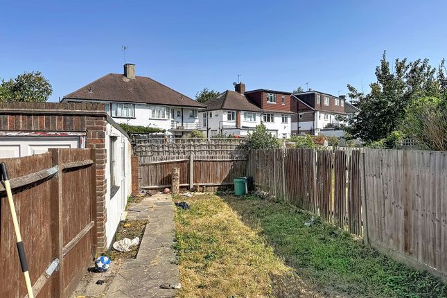 6, Tudor Way, Orpington photo 4