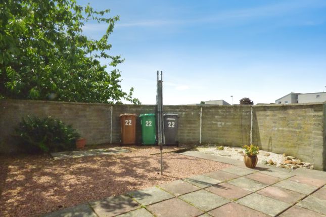 22, East Baldridge Drive, Dunfermline photo 4