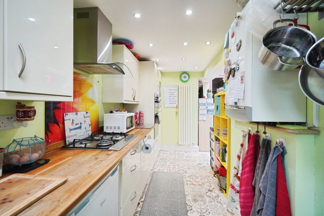 156, Shobnall Road, Staffordshire photo 4