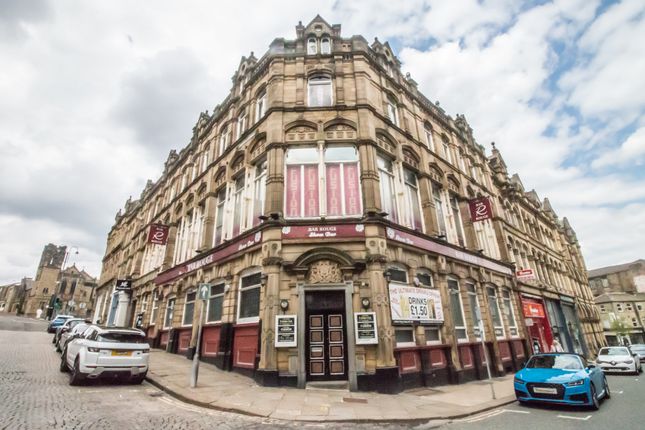Thumbnail Pub/bar for sale in Halifax, West Yorkshire