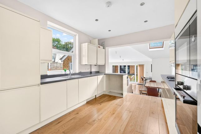 Ground Floor Flat, 83, The Vale, Acton photo 4