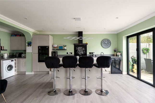 40, School Lane, Sittingbourne photo 3