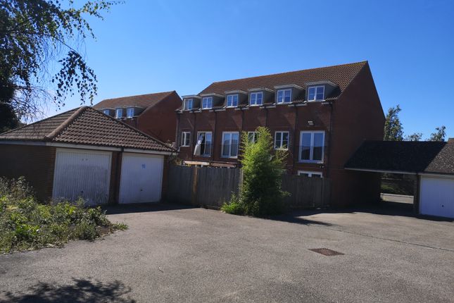Aspen Drive, Whitfield, Dover photo 3