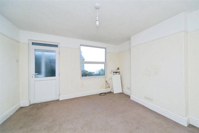 472, Abergele Road, Colwyn Bay photo 3