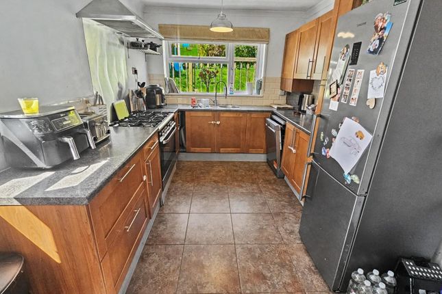 14, Parracombe Way, Northampton photo 4