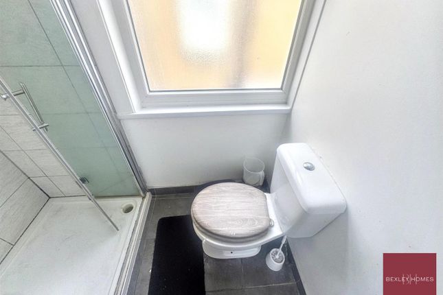 39, Park Road, Dartford photo 4