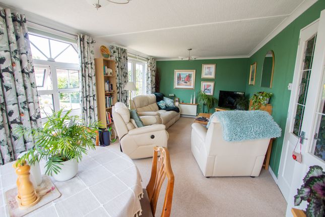 42 The Orchard, Otter Valley Park, Honiton photo 2