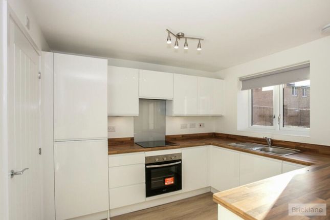 30, Stonemason Way, Peterborough photo 4