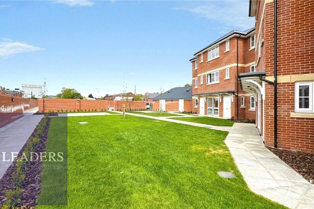 Flat 7,,, Hunwicks Court, Halstead photo 3