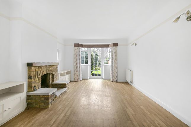 128, Belmont Rise, Sutton photo 3