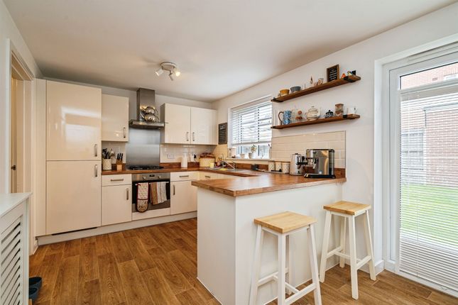 9, Pheasant Drive, Diss photo 2