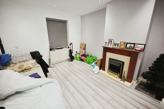 6, Spencer Street, Bishop Auckland photo 2