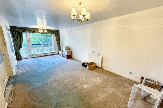 12 Pinfold Court, Manchester photo 4